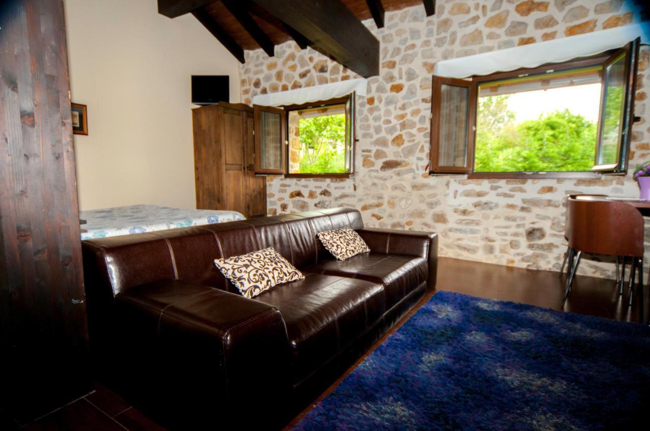 Apartamentos Rurales Larrago Busturia Exteriör bild